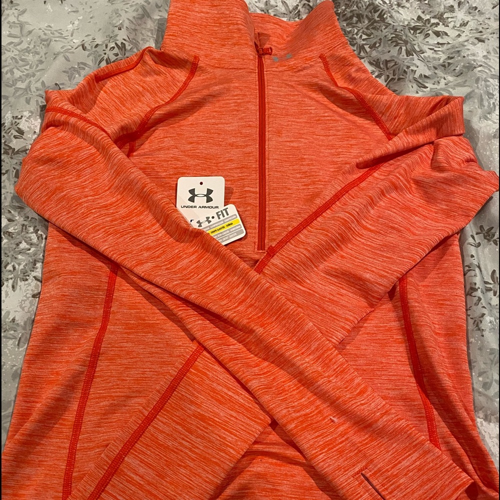 Under Armour pullover-women’s